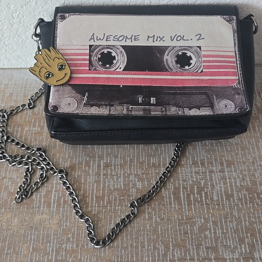 Loungefly Vintage Marvel Black Cassette Tape Crossbody Bag - Picture 6 of 9